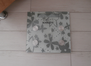Мои напольные  весы Scarlett SC-216 Silver